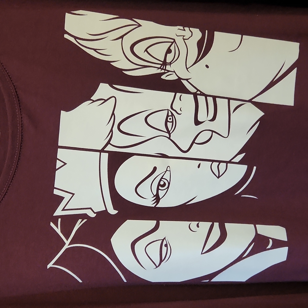 2X Disney Villians t-shirt EUC evri